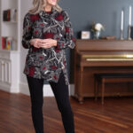 Black and red ''Corno'' tunic