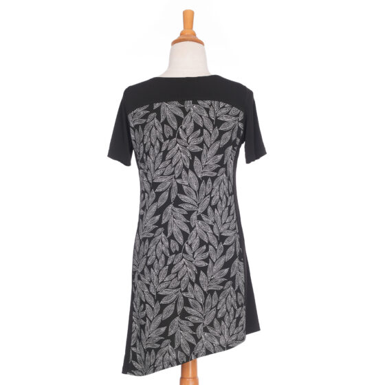 Black and white leaves ''java'' tunic